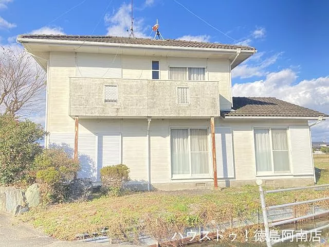 Used single-family home in Taura Town, Izumigawa, used house