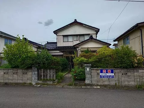 Used single-family home Mikado House - Image 2