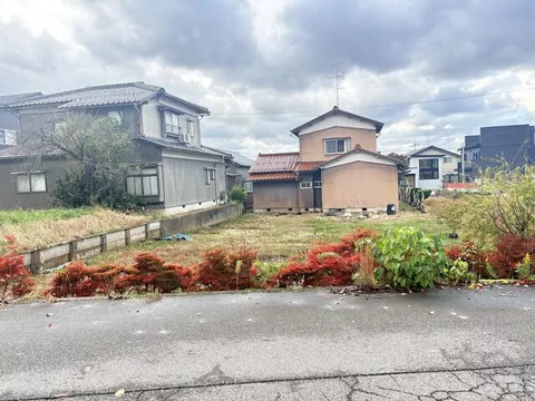 Hasudera-cho, Komatsu City 2-story 4K