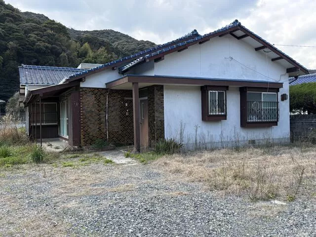 Kitakyushu City, Moji Ward, Shiranoe 3-chome (Moji Port Station) Single-story building 7DK