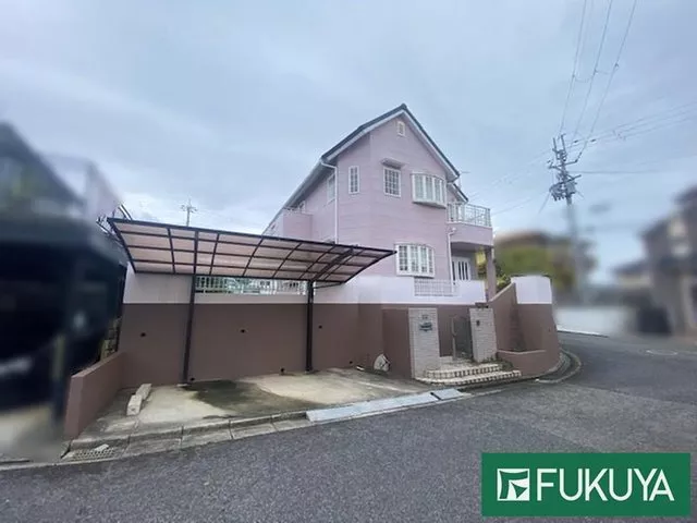 2 Den'en 9.8 million yen