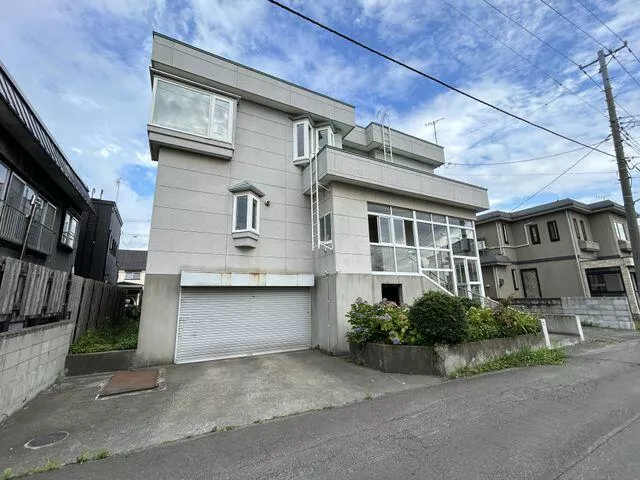 Aomori City, Kanazawa 2-chome (Aomori Station), 3-story building, 4SLDK