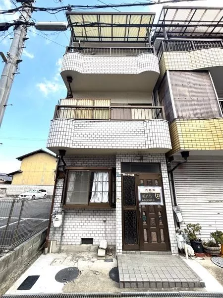 Yamatotakada-shi, Yamatotakada （Ukiko station） 3F 4DK

2.8 million yen