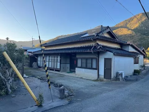 Shiso City, Yamazaki Town, Kishida (Harima Shingu Station) 1-story 6DK