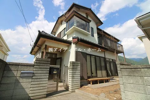 Kōshu City, Katsunuma Town, Shimo-Iwasaki (Katsunuma Budōkyō Station) 2-story 4LDK