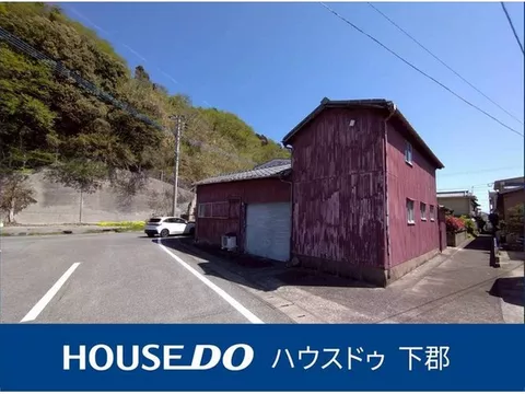 A detached house has appeared in the popular fishing town of Oita, Isshakuya!!