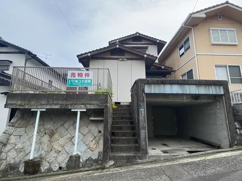 Iwakuni City, Yamate Town 2-chome (Iwakuni Station) 2-story 4DK