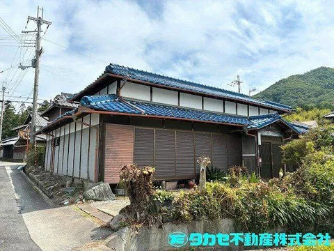Kanazaki-gun Ichikawa-cho Nishikawabe (Amachi Station) 2-story building 9SDK
