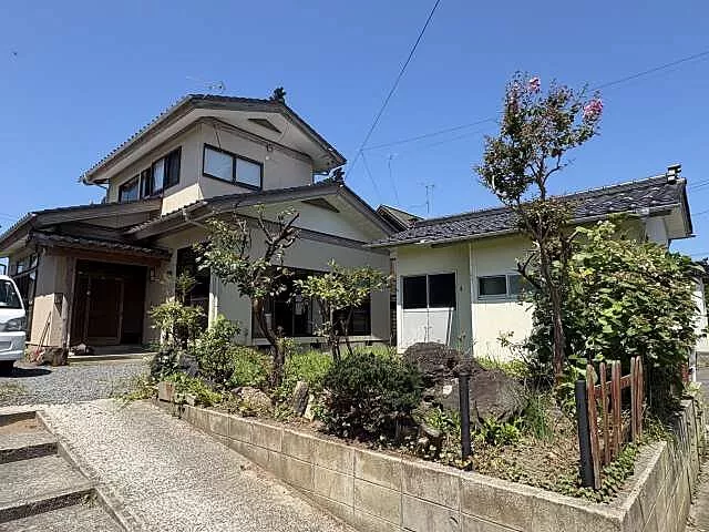 Used single-family home Kanipura Okano Yachi house
