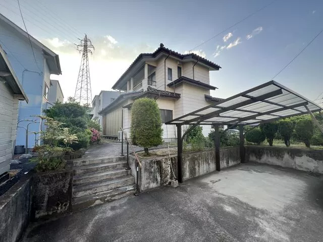 Koriyama City, Fukuyamacho, Kubota, Okanoshirou (Koriyama Station) 2-story building 5DK