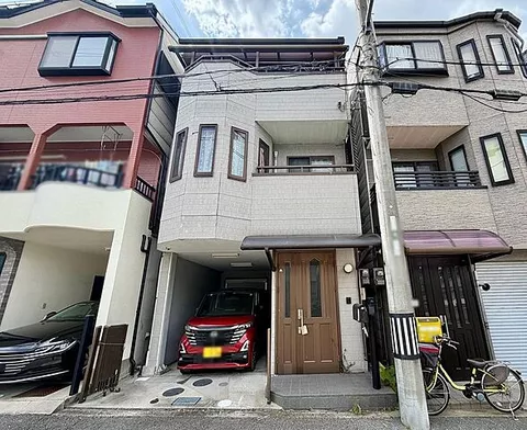 Used single-family home in Shijonawate City, Oaza Kiyotaki