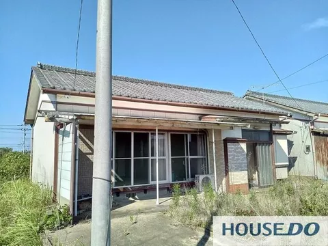 10 minutes by car to the station! 7 minutes by car to the supermarket! Open year-round, so you can view it anytime♪