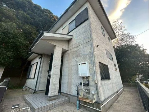 18 minutes on foot to Sobu Main Line "Choshi Station"! Parking with carport! Supermarket accessible by car