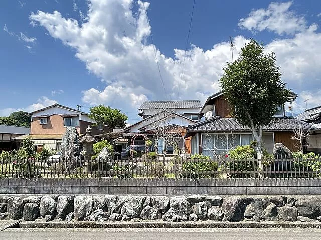 Used single-family home in Saijo City Kami