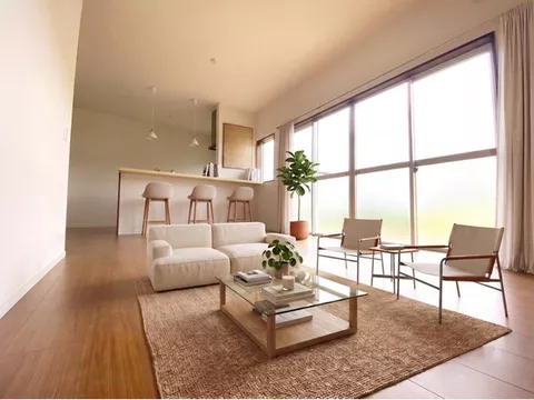Parking for 2 cars ^^ Kitchen and bathroom fully renovated♪