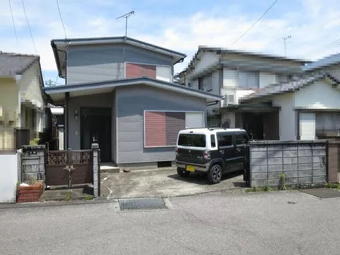 Kochi City Nagahama 2-story 5DK