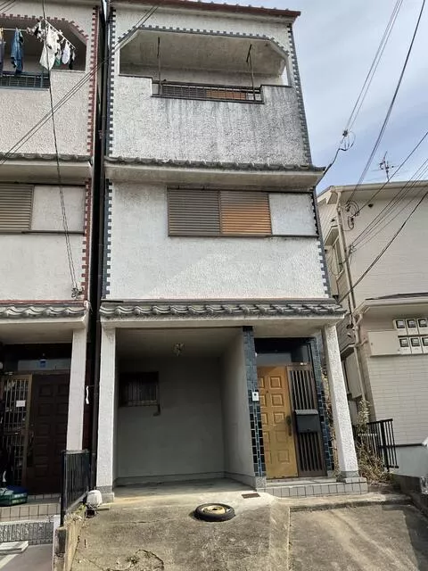Yamato Koriyama City, Nishidanaka Town (Yamato Koizumi Station) 3-story 4LDK