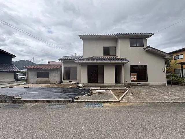 Used single-family home Fujigaoka, Kawachi Town, Hakusan City