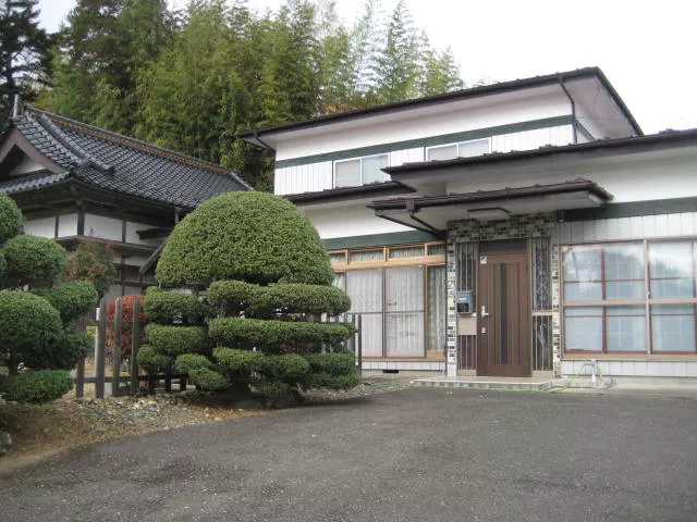 Minamimachi, Ichinoseki City (Ichinoseki Station) 2-story 8DK