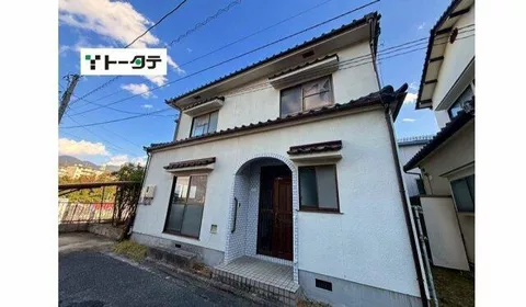 Hiroshima City, Asakita Ward, Ochiai 1-chome (Kumura Station) 2-story building 5DK