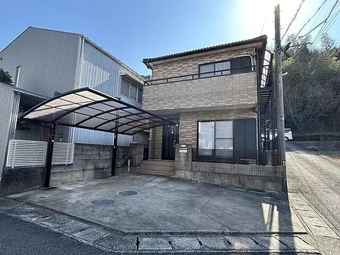 Used single-family home in Katsuura-cho, Nakayama