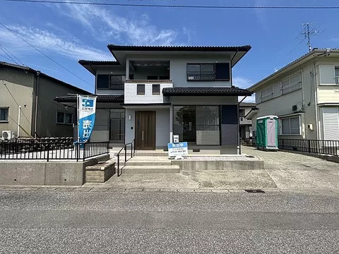 Used single-family home, Kamadan, Yōro Town, Yōro District, detached house