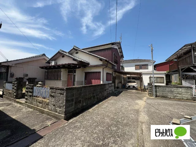 Hashimoto City, Takayaguchi Town Nagoso (Takayaguchi Station) 2-story building 6DK