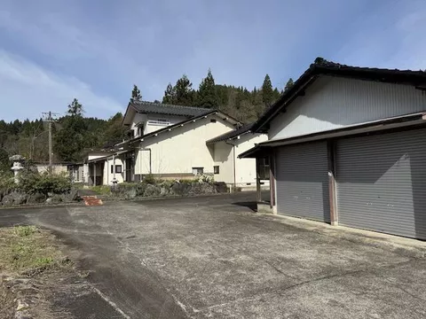 Toyama City, Yao Town Takahashi, 2-story building, 10DK