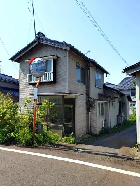 2-story building, 4K, 2-chome, Magaribuchi, Sanjo City