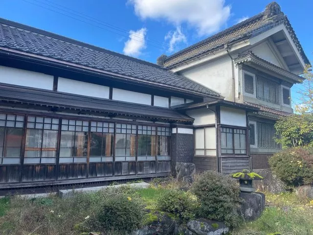 Tokawa Town (Shinjō Station) 12 million yen