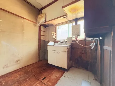 Yakumo Nishimachi 1-chome, Moriguchi City (Moriguchi Station) 2-story building 5K - Image 3