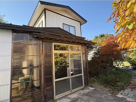 Used single-family home in Asahikawa 2-chome