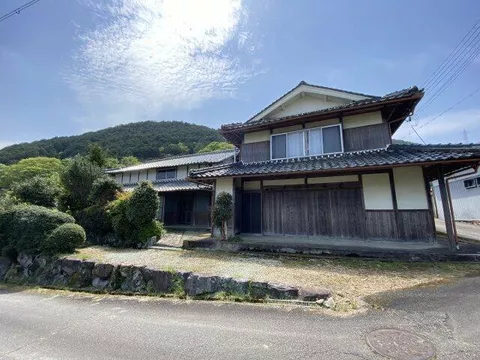 Tamba City, Kasugacho, Utadani (Kuroi Station) 2-story building 4SDK