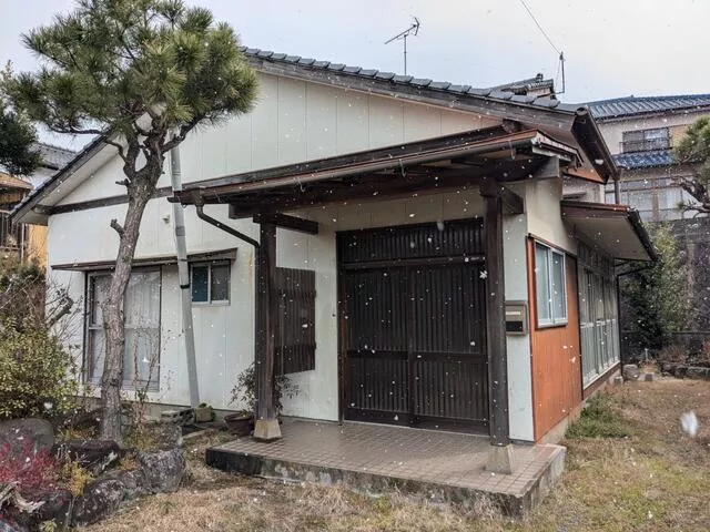 Takatsuhara, Kashima City (Hizen-Kashima Station) 2-story building 5DK