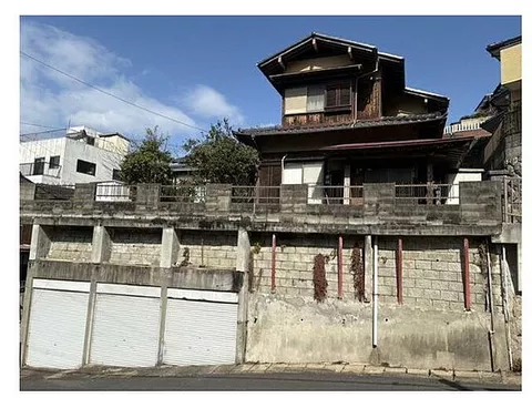Used single-family home in Old Moji 2-chome