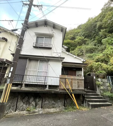 2-story building 4DK in Enmanrin, Myohouji, Suma Ward, Kobe City