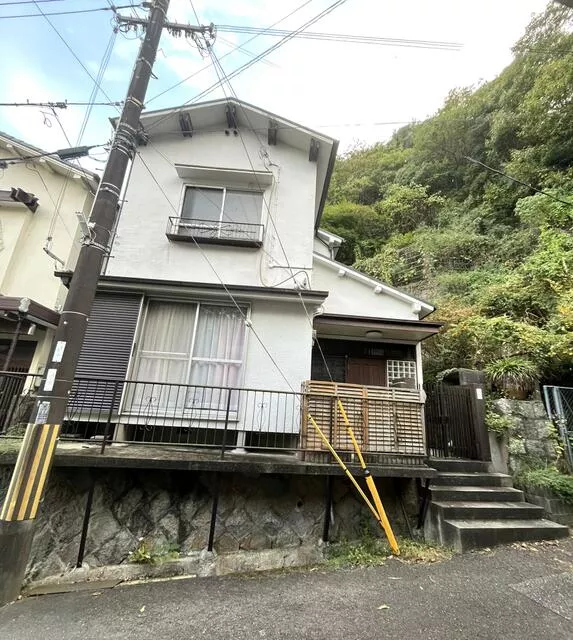 2-story building 4DK in Enmanrin, Myohouji, Suma Ward, Kobe City