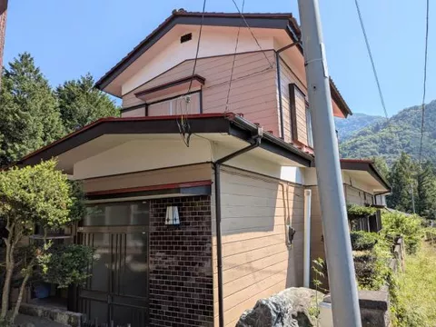 2F 5DK in Torisawa, Tomihama-cho, Otsuki-shi, Hokkaido (Torisawa Sta.)

1,980,000 yen