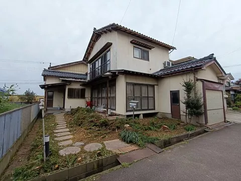 3-chome, Nishi-Ozaki, Sanjo City (Higashi-Sanjo Station) 2-story 5SLDK