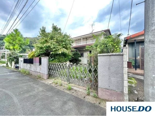 A used house with a layout suitable for a two-family home◎ All rooms are over 6 tatami mats in size, 6DK!
