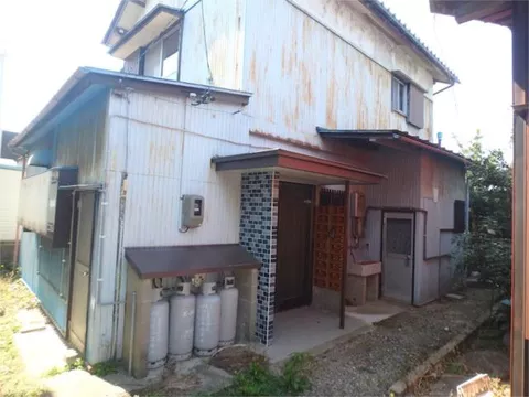 Suzuka City, Higashiekima-cho (Shirako Station) 2-story building, 4DK - Image 1