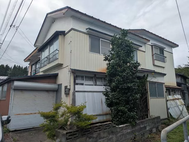 Senboku City Kakunodate Town Kamisugasawa (Kakunodate Station) 2-story building 6DK