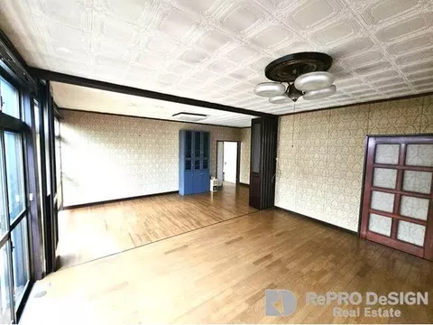 ■With shutter garage!■Recommended single-story house☆■Within a 10-minute walk to nearby facilities!
