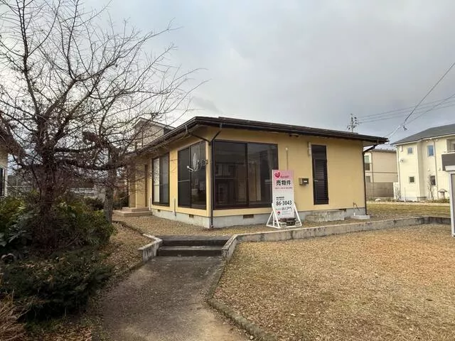 Nishimurayama-gun Kahoku Town Yachi Aramachi Higashi 1-chome Single-story building 3LDK