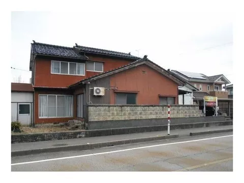 Kashimacho (Nishi-Namerikawa Station) 4 million yen