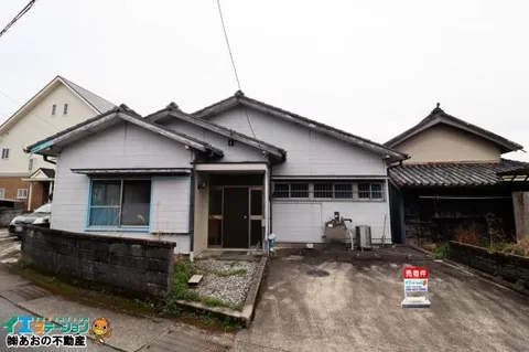 Komatsushima City, Obayashi-cho, Kaneshima (Awa-Akaishi Station) Single-story building 6DK
