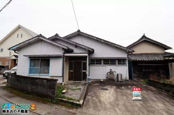 Komatsushima City, Obayashi-cho, Kaneshima (Awa-Akaishi Station) Single-story building 6DK