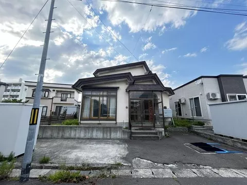 Open house held / Under renovation / Tomita 3-chome, 2 parking spaces available / Earthquake reinforcement work planned / Okidate - Image 1