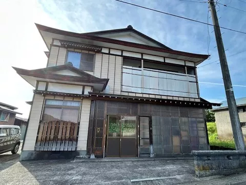 Okiton, Higashi-Yuri, Yurihonjo City 2-story 10LDK
