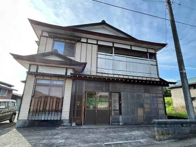 Okiton, Higashi-Yuri, Yurihonjo City 2-story 10LDK
